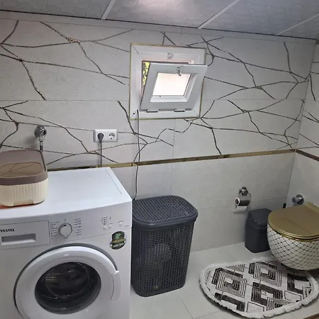 Vila Tas Ev Kusadası